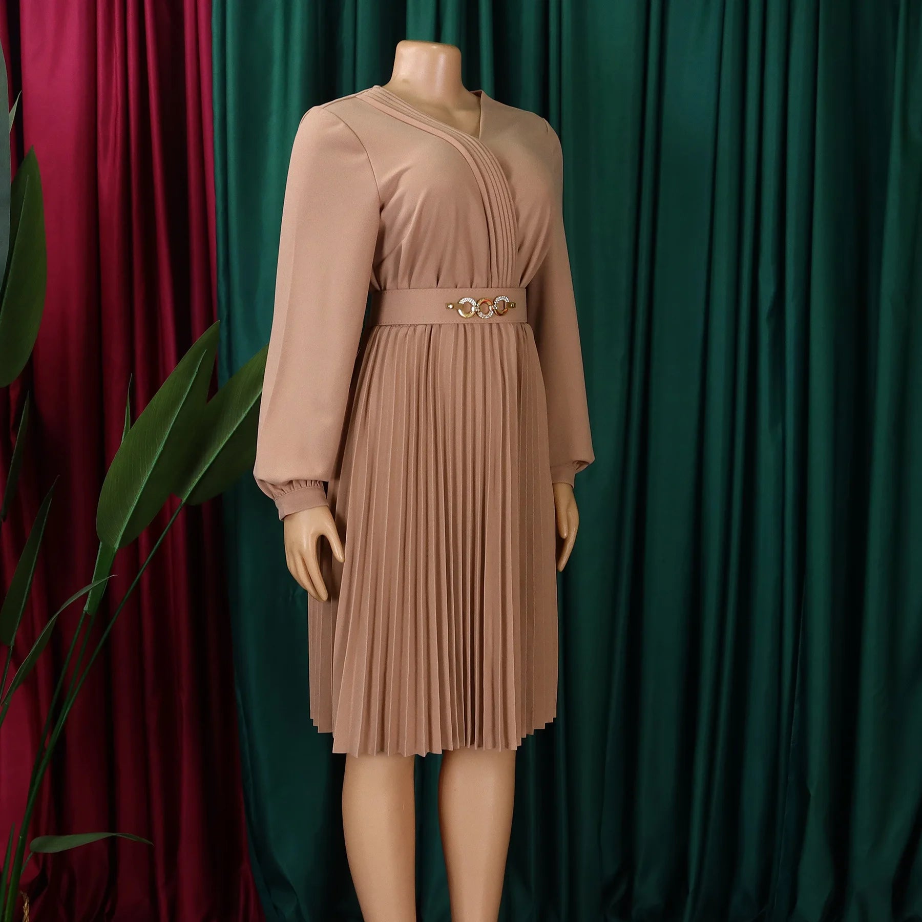 Summer New V-neck Elegant Solid Color Pleated Dress Fashionable Casual Knee-Length Women's Dress