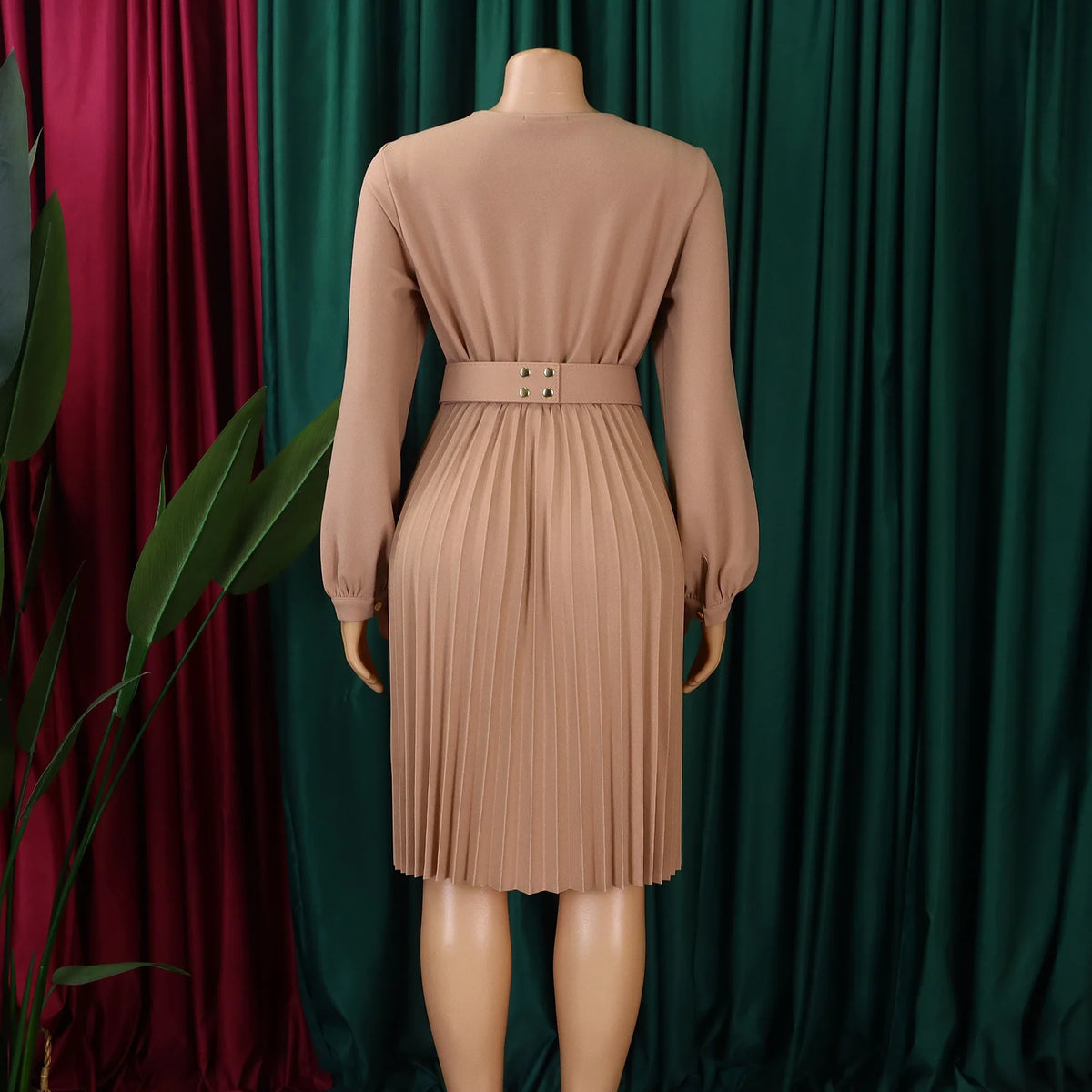 Summer New V-neck Elegant Solid Color Pleated Dress Fashionable Casual Knee-Length Women's Dress