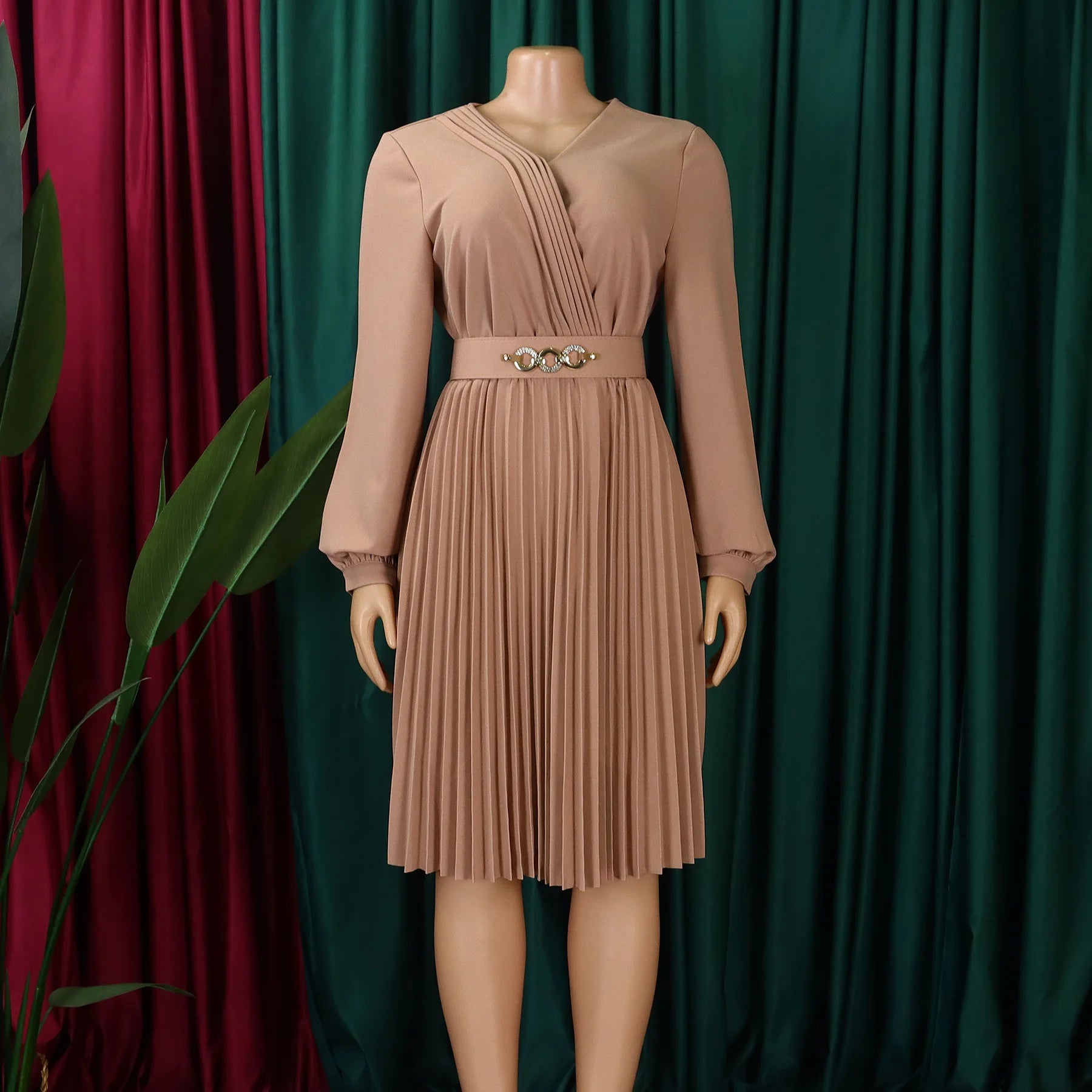Summer New V-neck Elegant Solid Color Pleated Dress Fashionable Casual Knee-Length Women's Dress